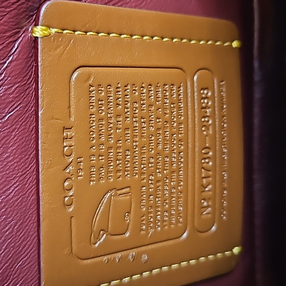 COACH 1941 DINKY Bag in Pink, with Floral Bow Print. Limited edition Collection - Picture 6 of 13